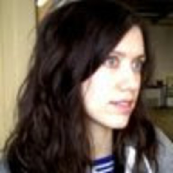 Meet your Posher, Alison - Picture 1 of 1